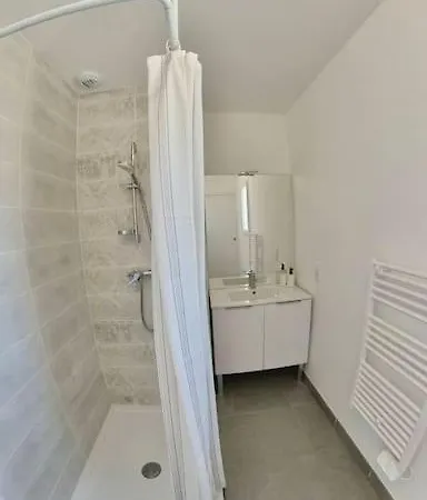 La Vaureenne - Maison Chaleureuse Avec Parking Tatil Evi *