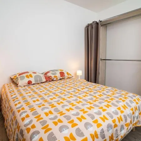 Vakantiehuis La Vaureenne - Maison Chaleureuse Avec Parking