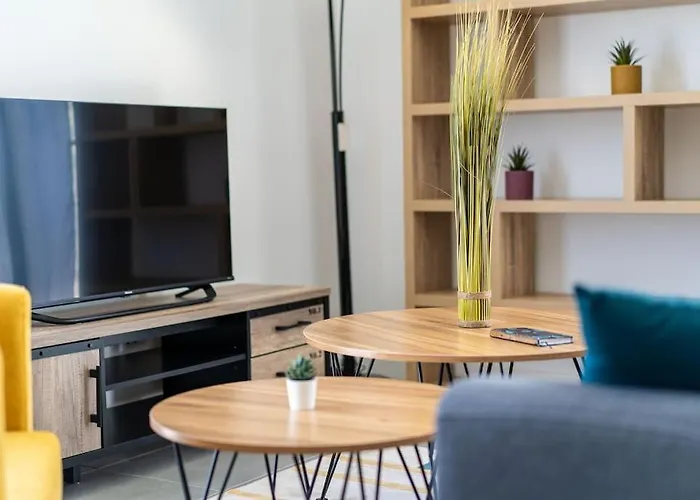 La Vaureenne - Maison Chaleureuse Avec Parking * Lavaur (Tarn)